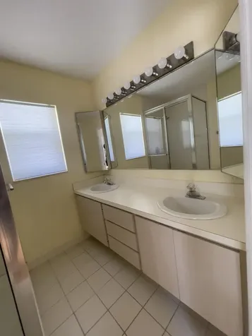 27 Clinton Court Royal Palm Beach FL 33411