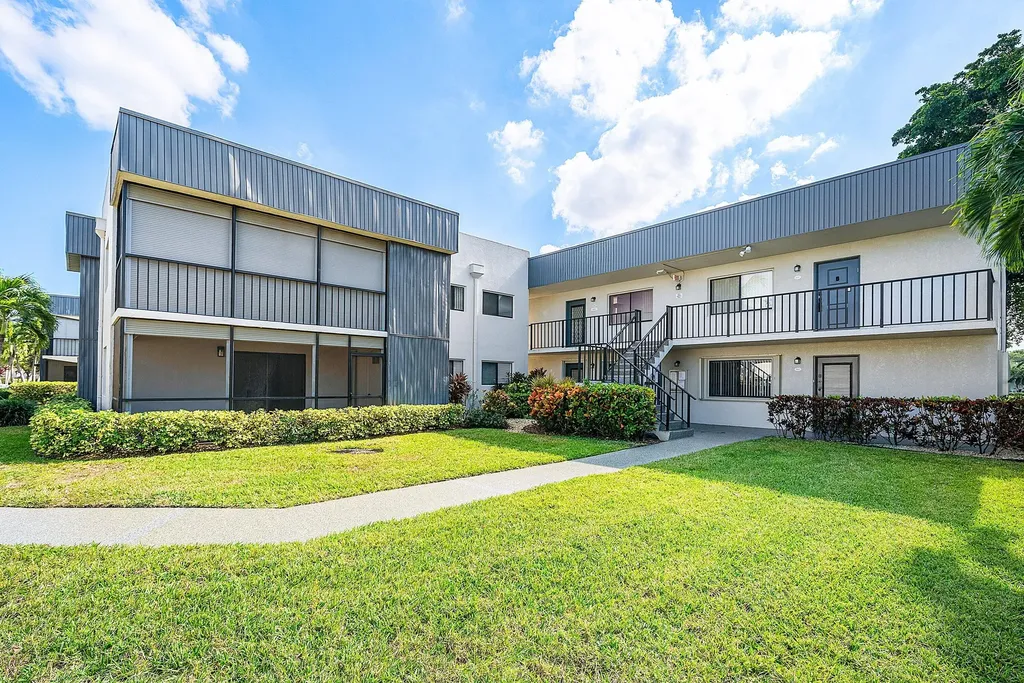 15036 Ashland Lane Delray Beach FL 33484
