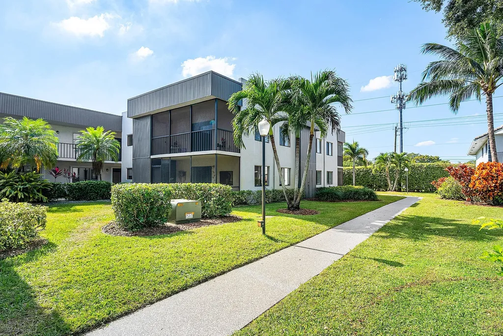 15036 Ashland Lane Delray Beach FL 33484