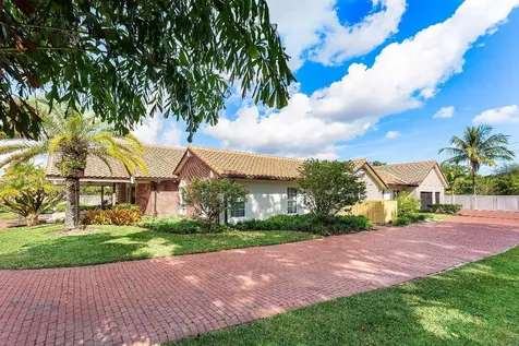 6641 Giralda Circle Boca Raton FL 33433