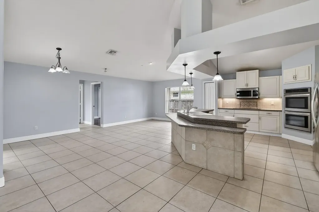 3960 SW Hablow Street Port St Lucie FL 34953