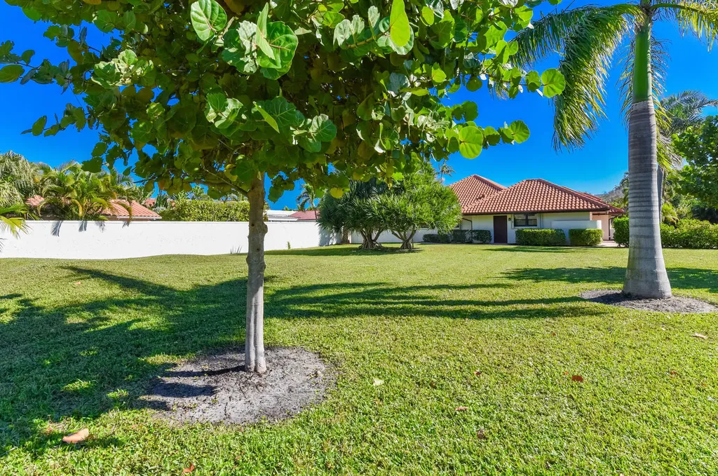 1469 Via Privada Jupiter FL 33477