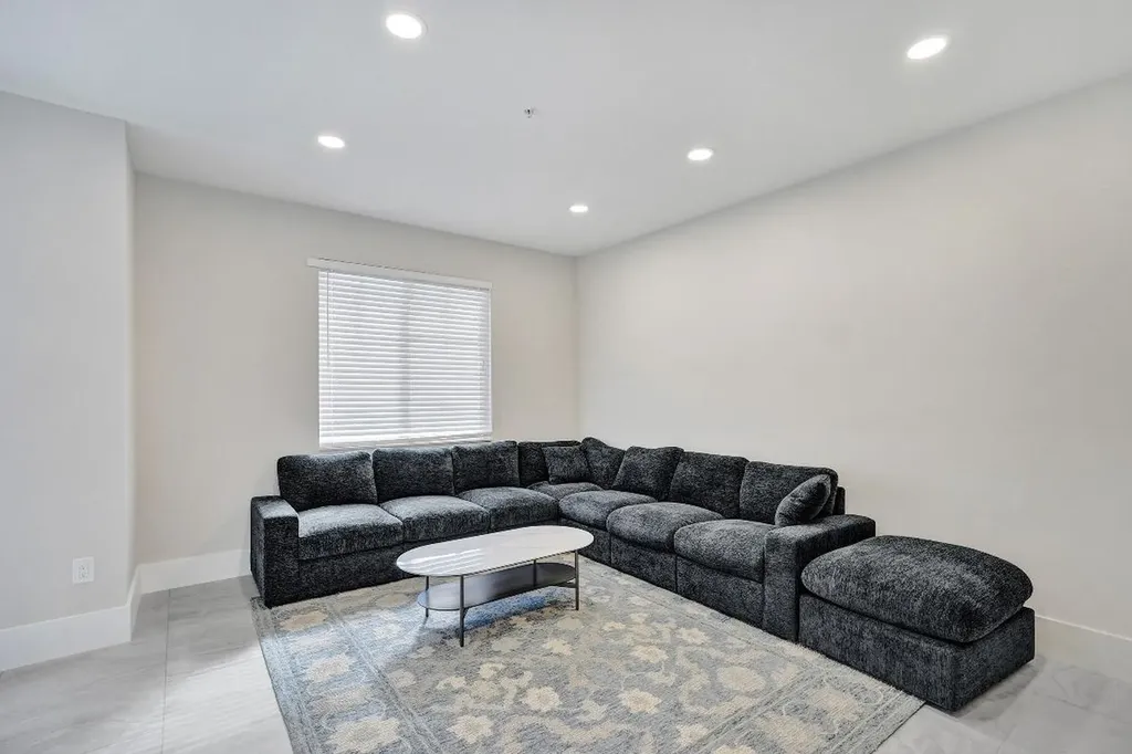 3600 NW 5th Terrace Boca Raton FL 33431