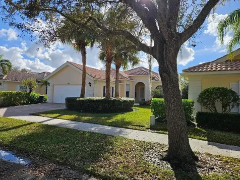 8984 SE Hawks Nest Court Hobe Sound FL 33455