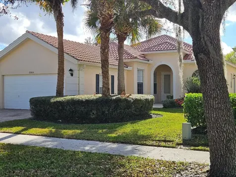 8984 SE Hawks Nest Court Hobe Sound FL 33455