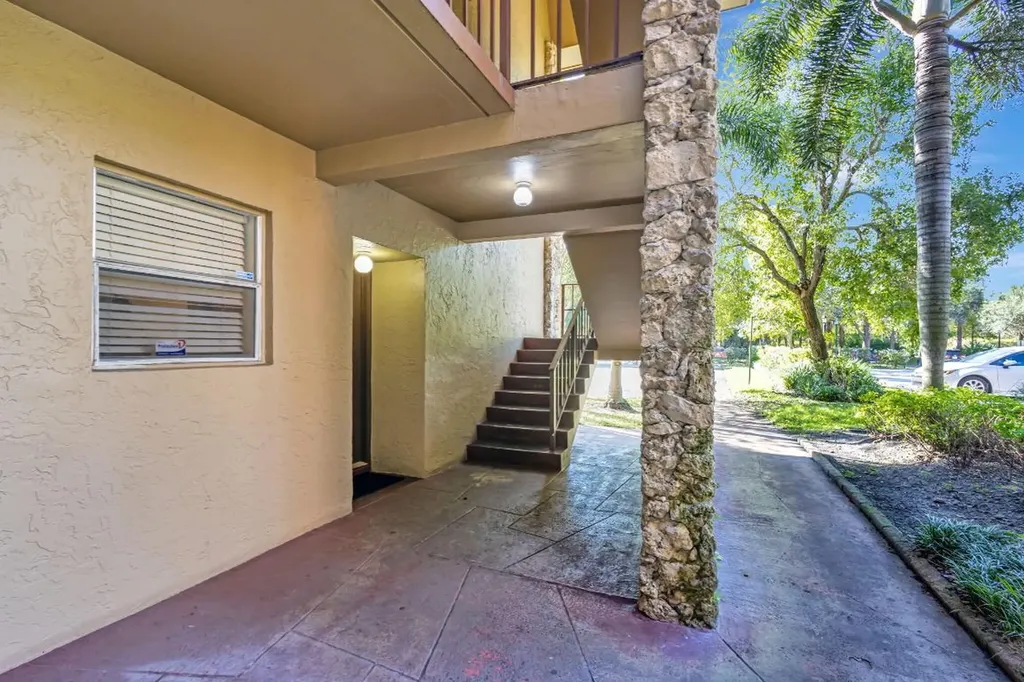 120 Sparrow Drive Royal Palm Beach FL 33411