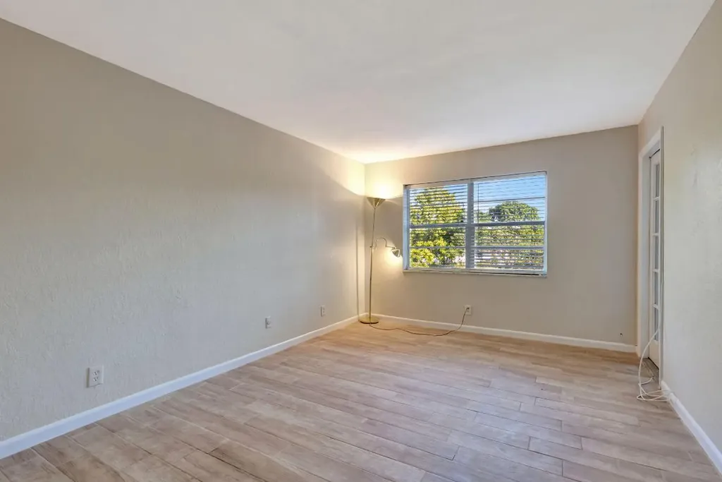 120 Sparrow Drive Royal Palm Beach FL 33411