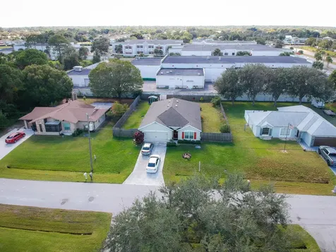 1162 SW Coleman Avenue Port St Lucie FL 34953