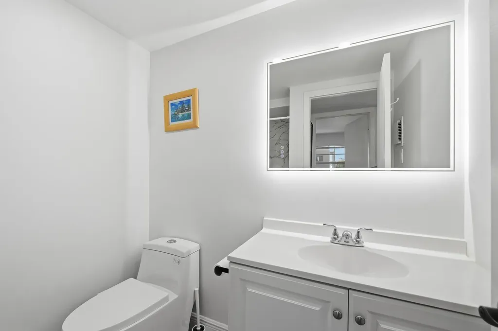 193 Burgundy E Delray Beach FL 33484