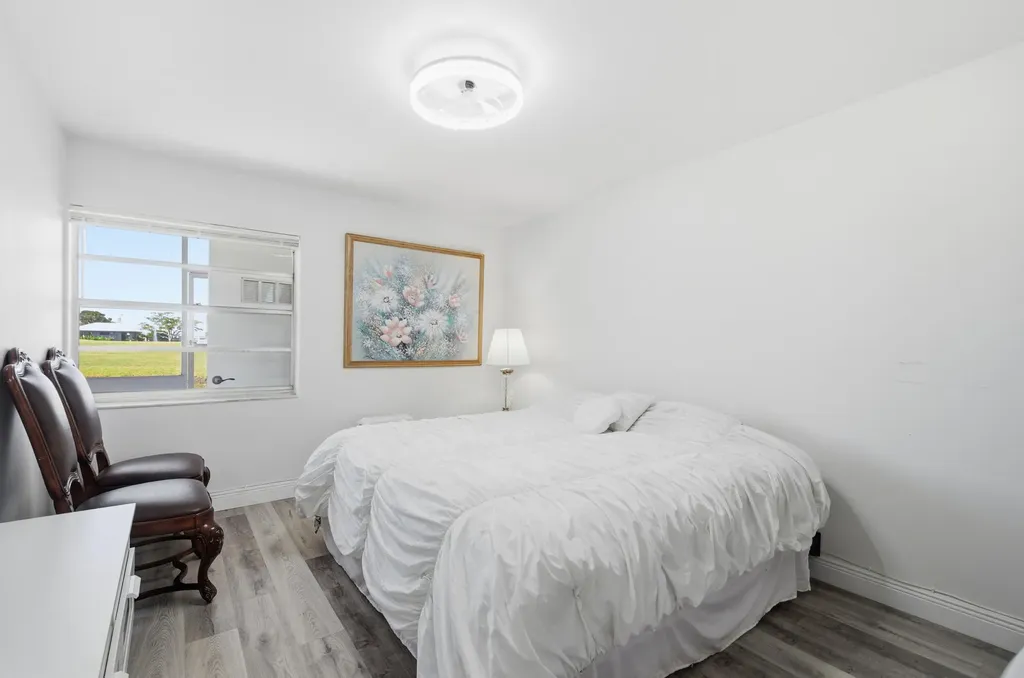 193 Burgundy E Delray Beach FL 33484