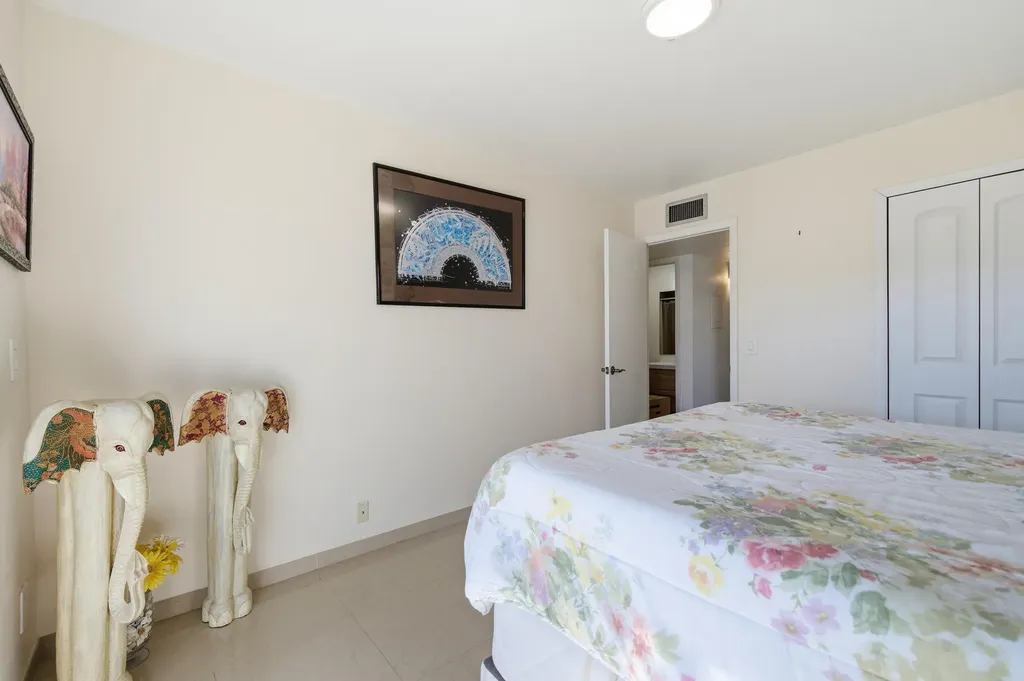321 Piedmont G Delray Beach FL 33484