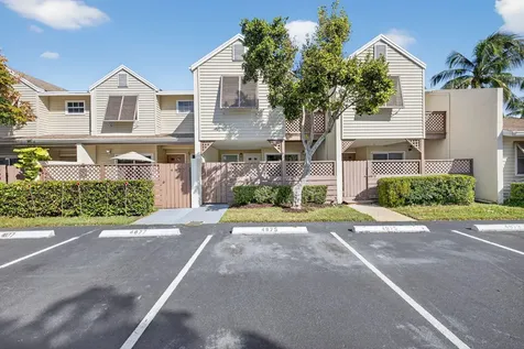 4875 N Hemingway Circle Margate FL 33063