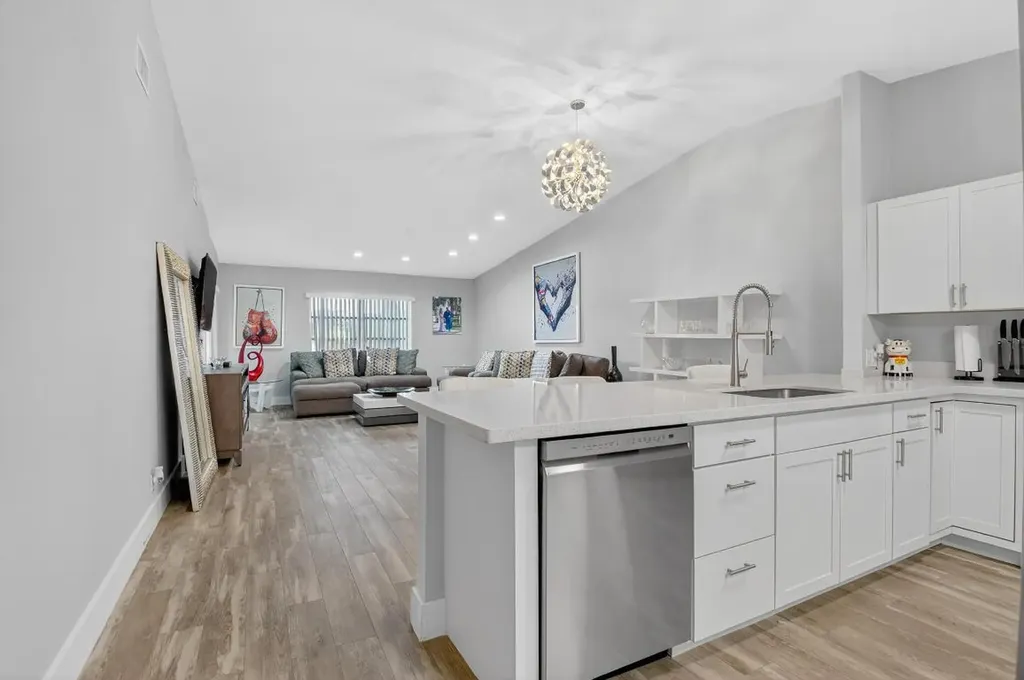 8256 Summerbreeze Lane Boca Raton FL 33496