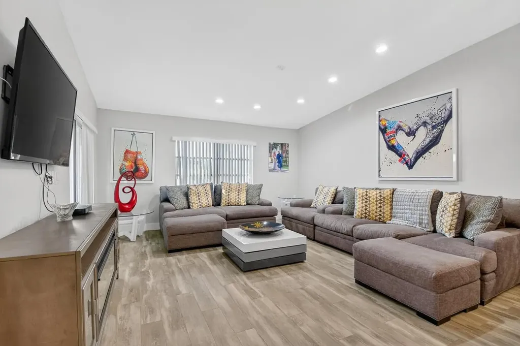 8256 Summerbreeze Lane Boca Raton FL 33496