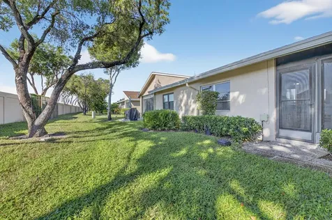 8256 Summerbreeze Lane Boca Raton FL 33496