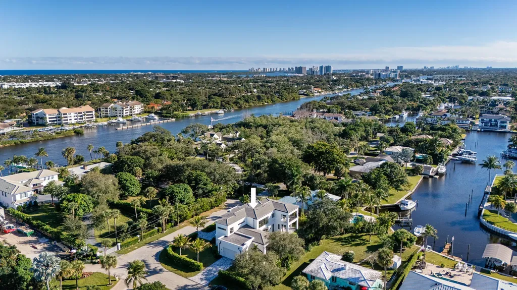 12385 Coconut Row Road Palm Beach Gardens FL 33410