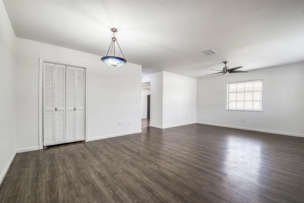 1713 Barton Court Lake Worth Beach FL 33460