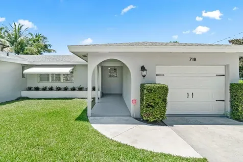 718 Shore Drive Boynton Beach FL 33435
