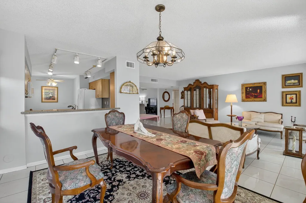 7342 Lake Meadow Way Boynton Beach FL 33437
