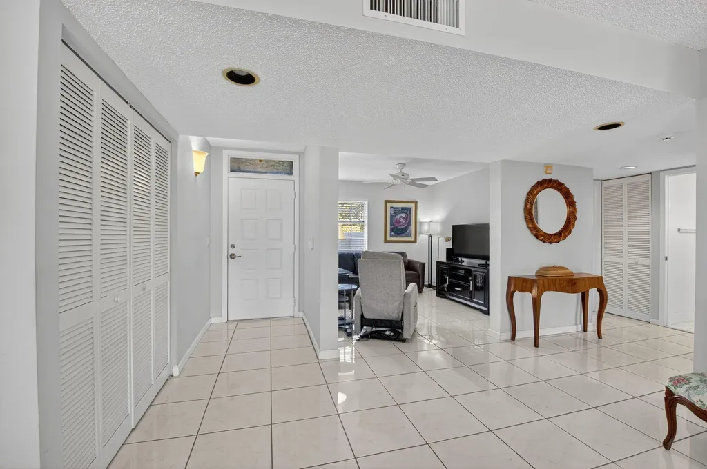 7342 Lake Meadow Way Boynton Beach FL 33437
