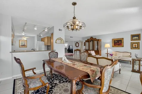 7342 Lake Meadow Way Boynton Beach FL 33437