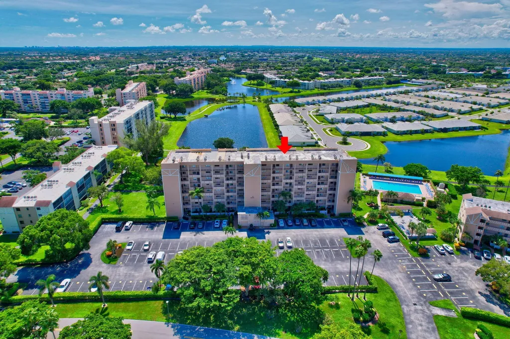 6866 Huntington Lane Delray Beach FL 33446