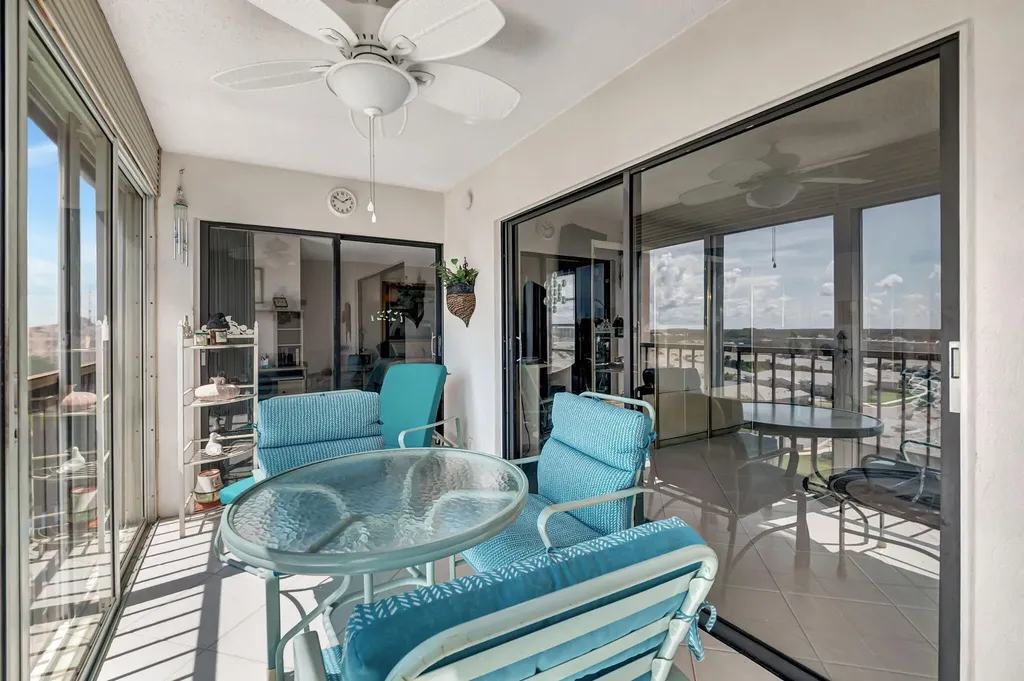 6866 Huntington Lane Delray Beach FL 33446