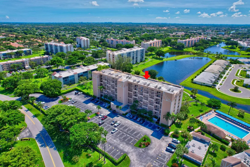 6866 Huntington Lane Delray Beach FL 33446