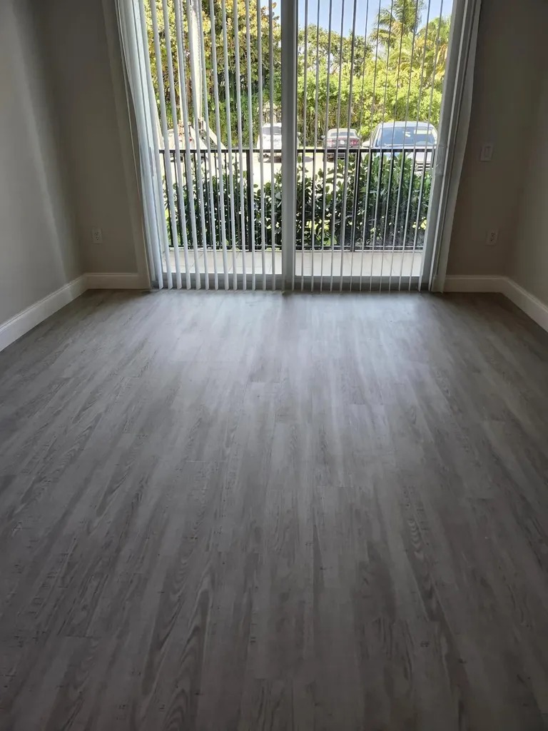 505 Villa Circle Boynton Beach FL 33435