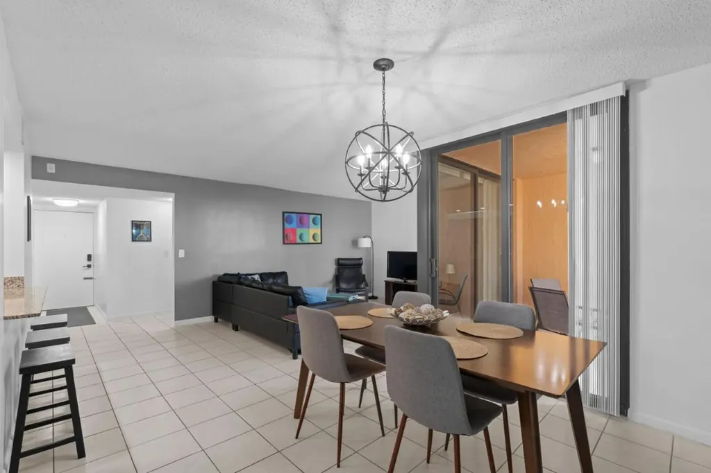 500 Egret Circle Delray Beach FL 33444