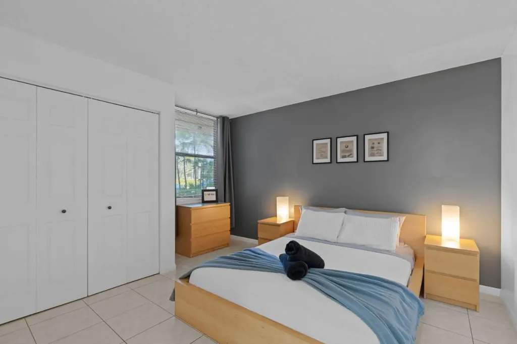 500 Egret Circle Delray Beach FL 33444