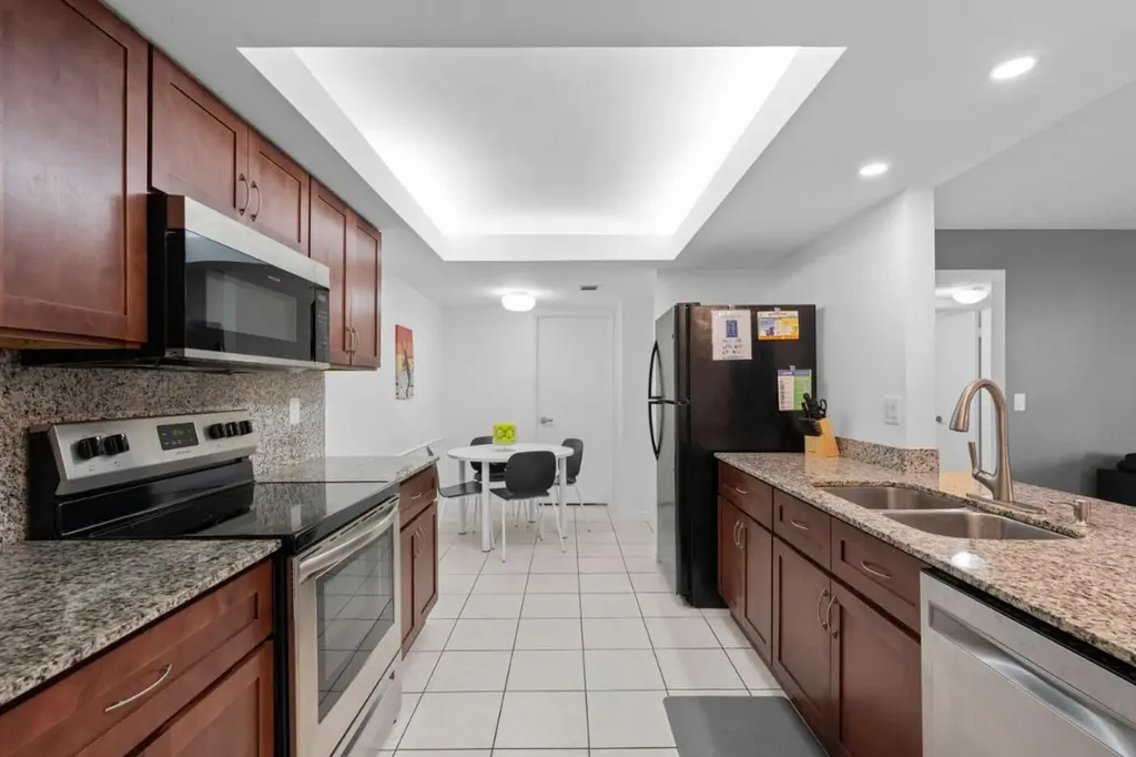 500 Egret Circle Delray Beach FL 33444