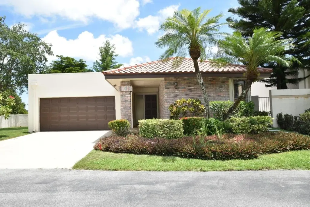 6735 Lago Vista Terrace Boca Raton FL 33433