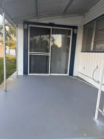 562 NE 47th St, Lot 393 Deerfield Beach FL 33064