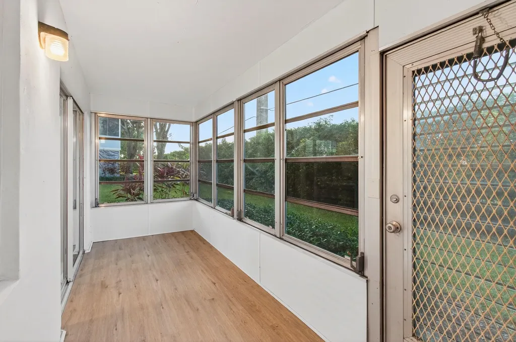 449 Normandy J Delray Beach FL 33484
