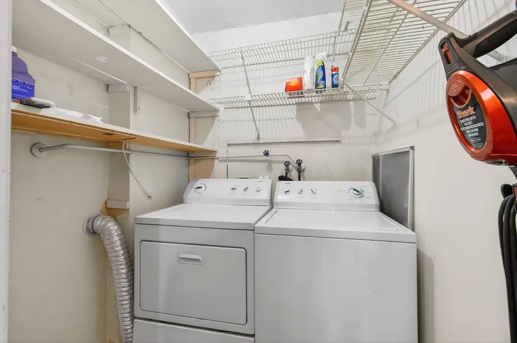 449 Normandy J Delray Beach FL 33484