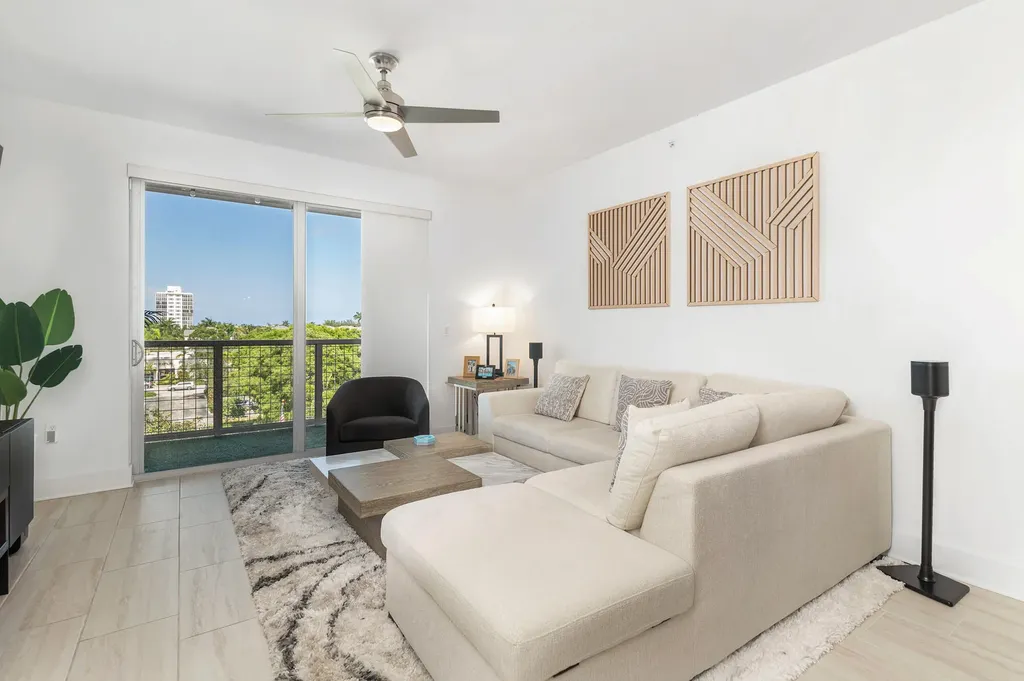 236 SE 5th Avenue Delray Beach FL 33483