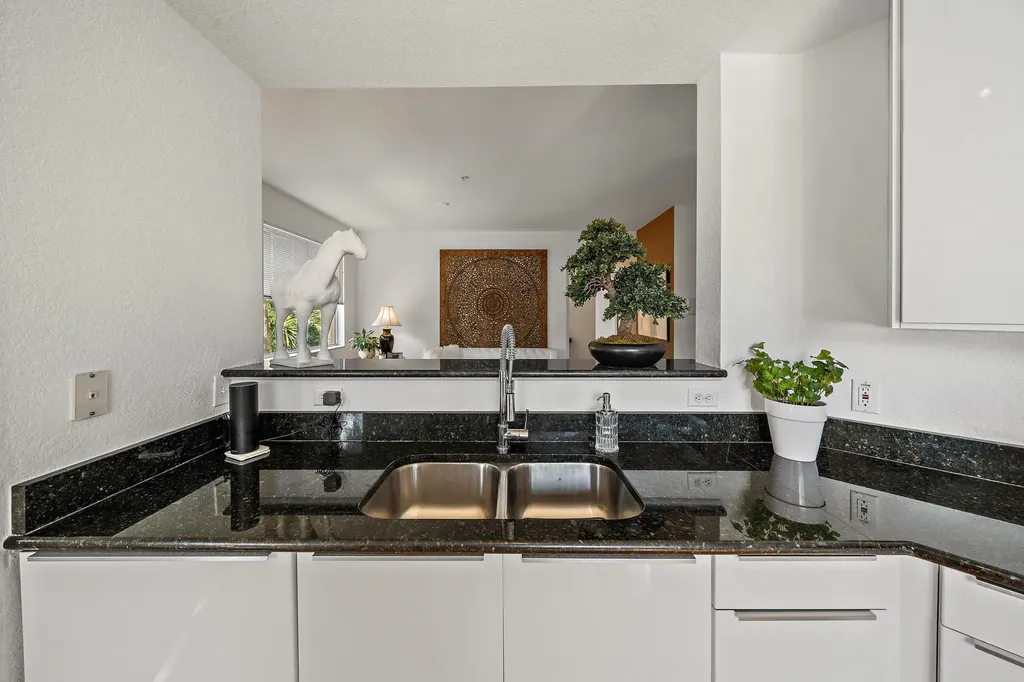 11011 Legacy Lane Palm Beach Gardens FL 33410