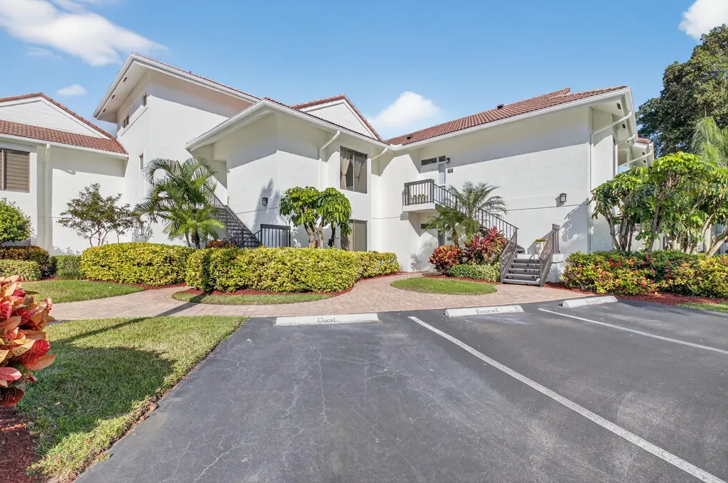19297 Sabal Lake Drive Boca Raton FL 33434