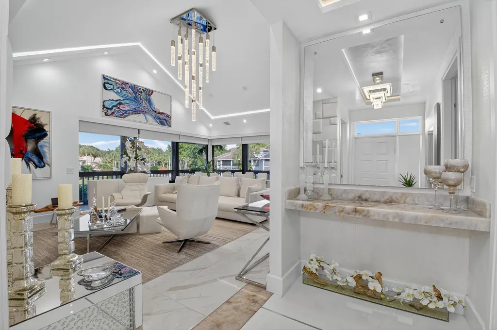 19297 Sabal Lake Drive Boca Raton FL 33434