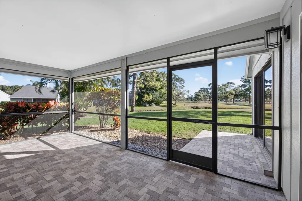 13302 Touchstone Place Palm Beach Gardens FL 33418