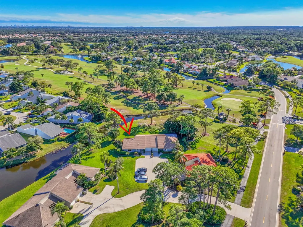 13302 Touchstone Place Palm Beach Gardens FL 33418