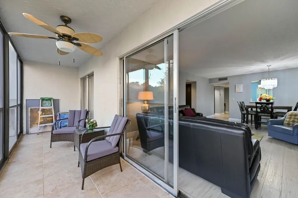 7286 Huntington Lane Delray Beach FL 33446