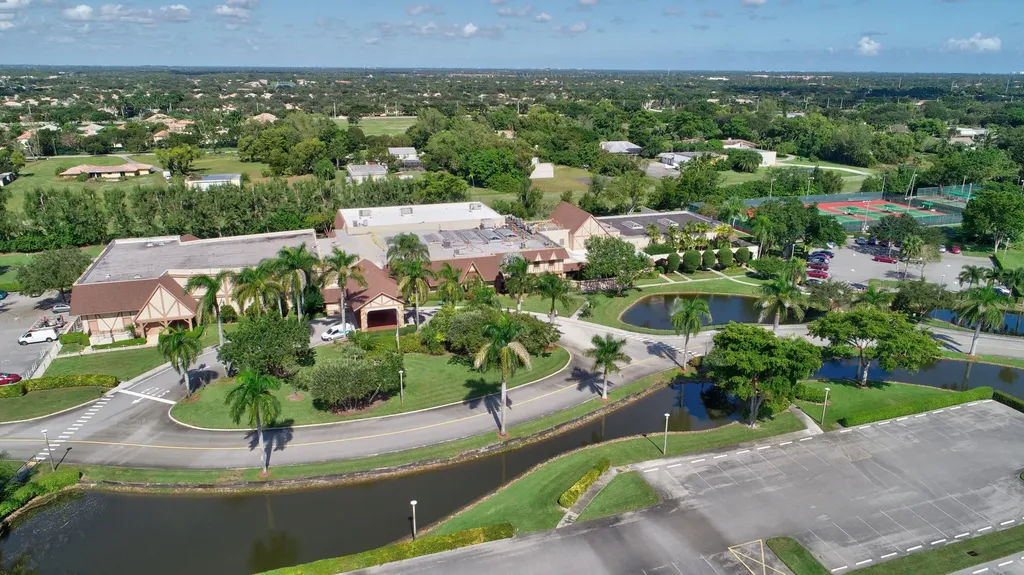 7286 Huntington Lane Delray Beach FL 33446