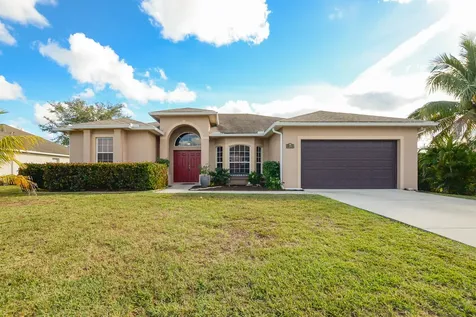 554 SW Halden Avenue Port St Lucie FL 34953