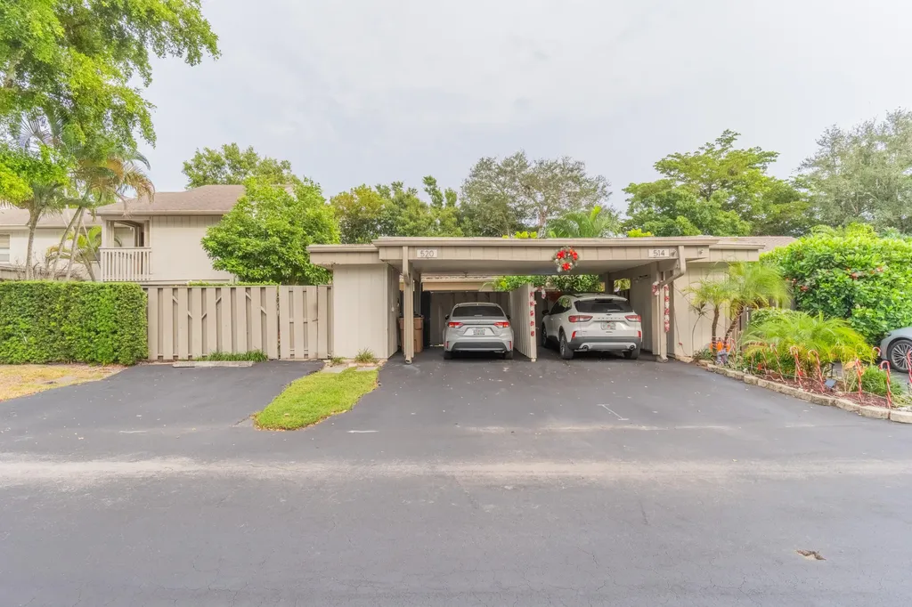 520 Deer Creek Wildwood Lane E Deerfield Beach FL 33442