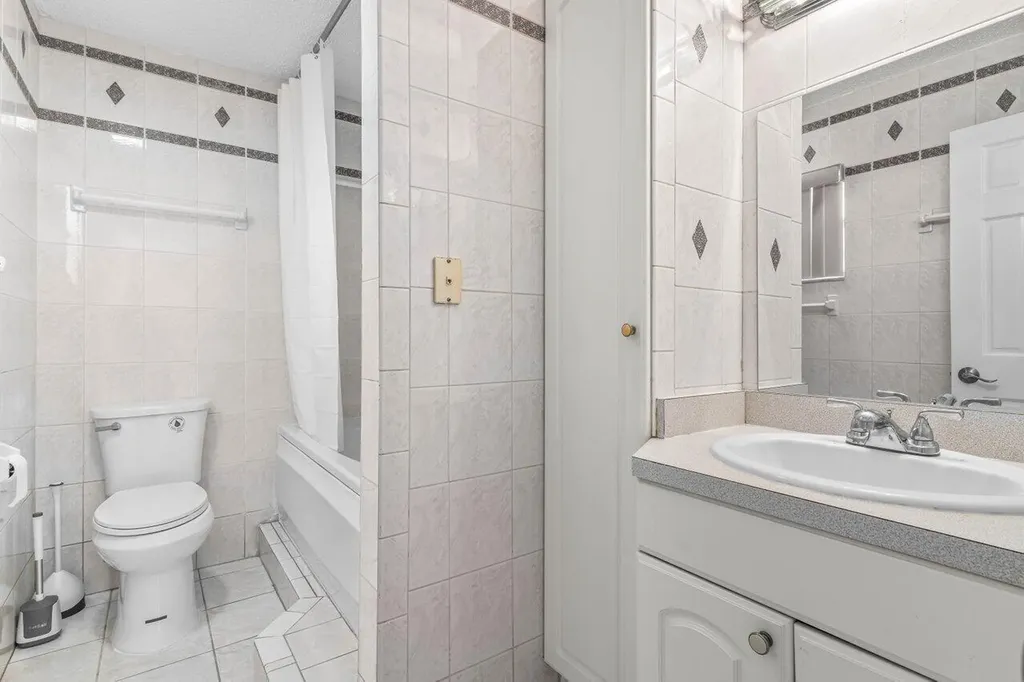 179 Dove Circle Royal Palm Beach FL 33411