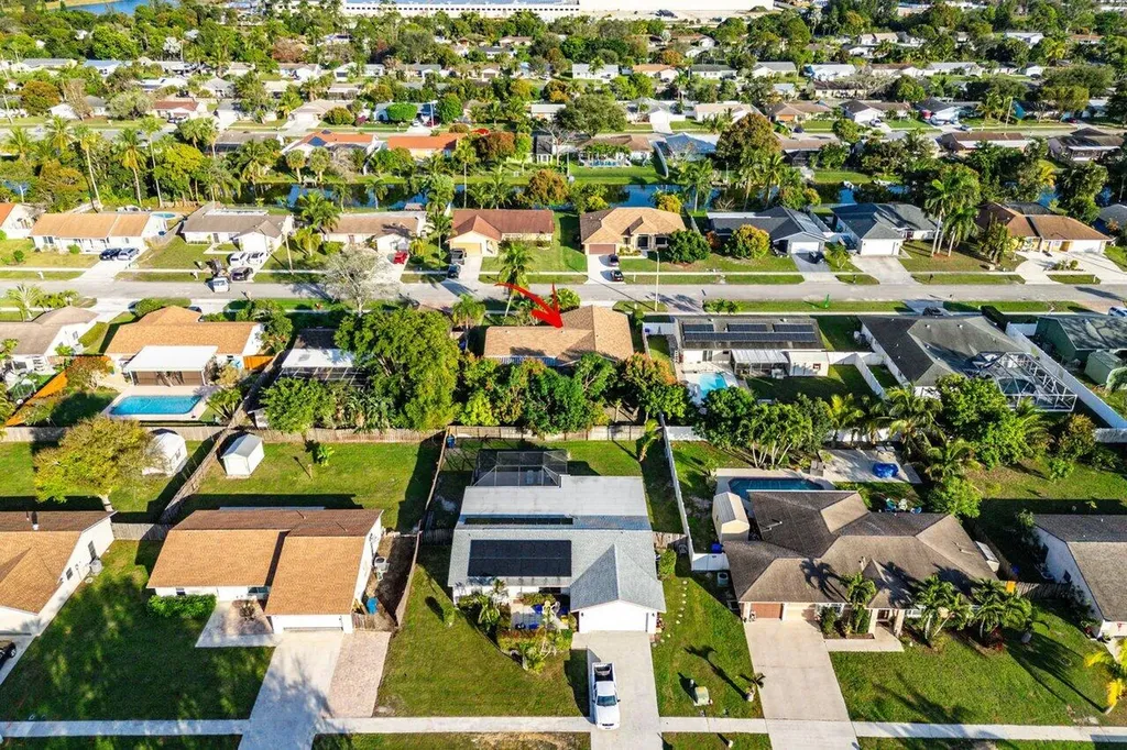 179 Dove Circle Royal Palm Beach FL 33411