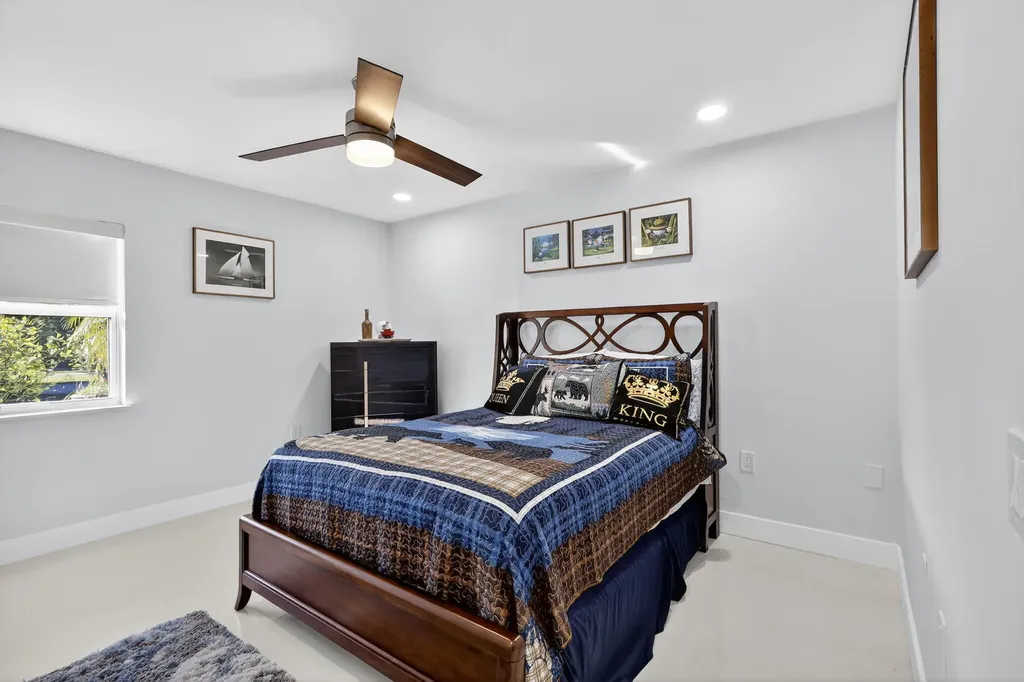 7598 W Country Club Boulevard Boca Raton FL 33487