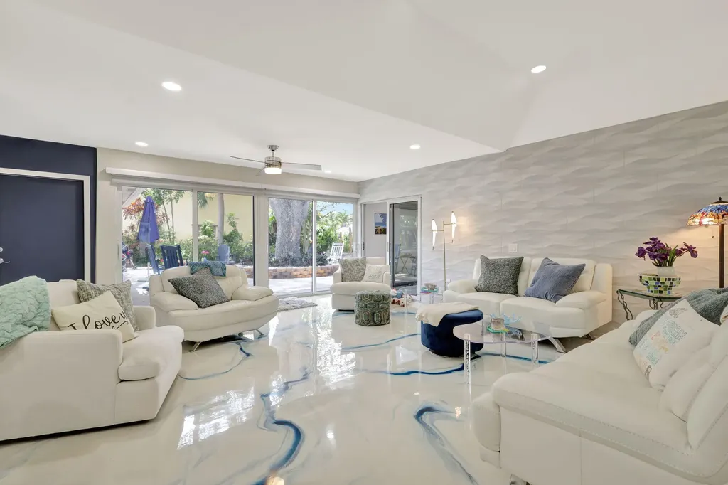 7598 W Country Club Boulevard Boca Raton FL 33487